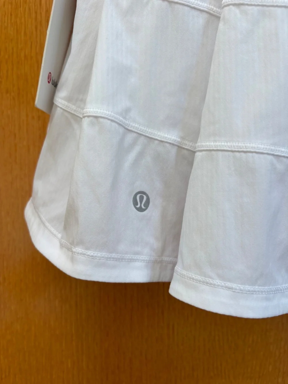 NWT Lululemon Pace Rival Mid Rise Skirt Long White Size 2